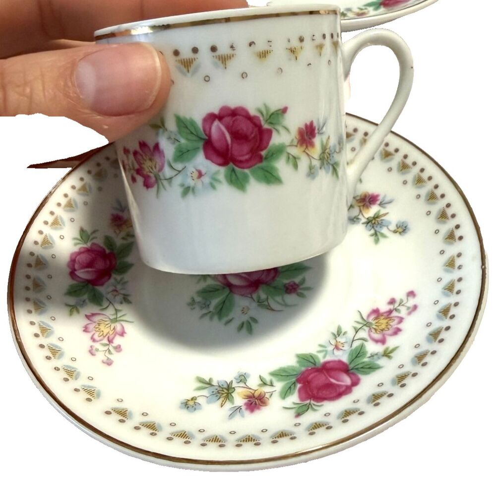 Vintage 10 pc China Set Demitasse Rose Floral 4 Mini Cup and 6 plates, well love